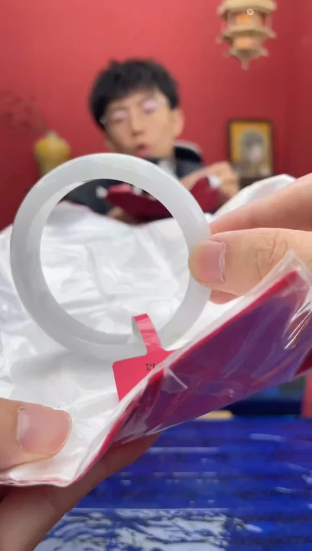 【闪购商品】翡翠手镯未镶嵌20手镯