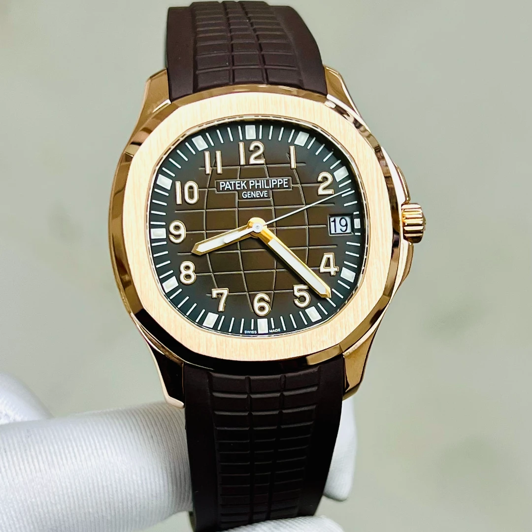 99新 Patek Philippe/百达翡丽 单表AQUANAUT系列型号5167R-001