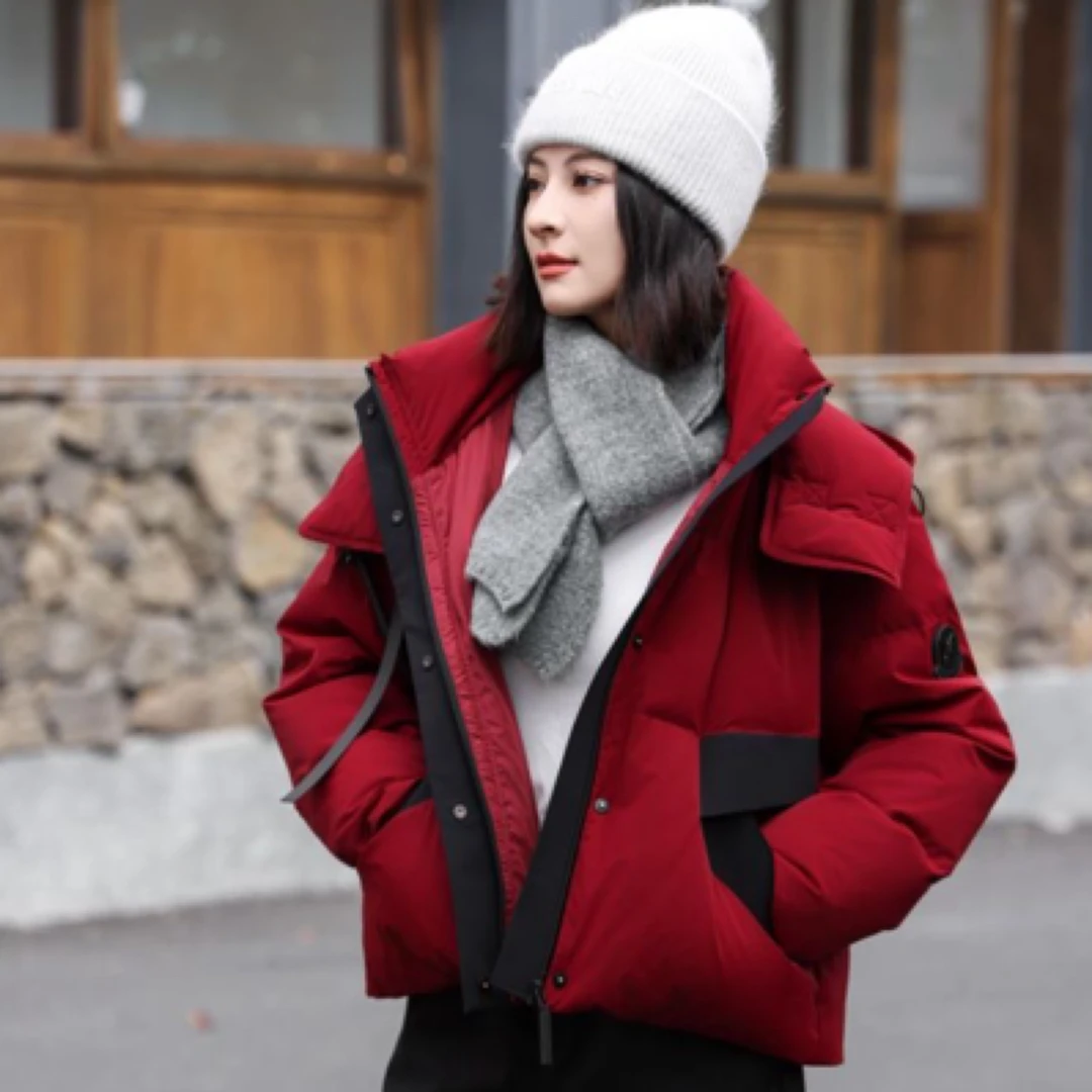 代代鹅2024新款撞色拼接短款羽绒服 韩版网红时尚肯豆风U311090N