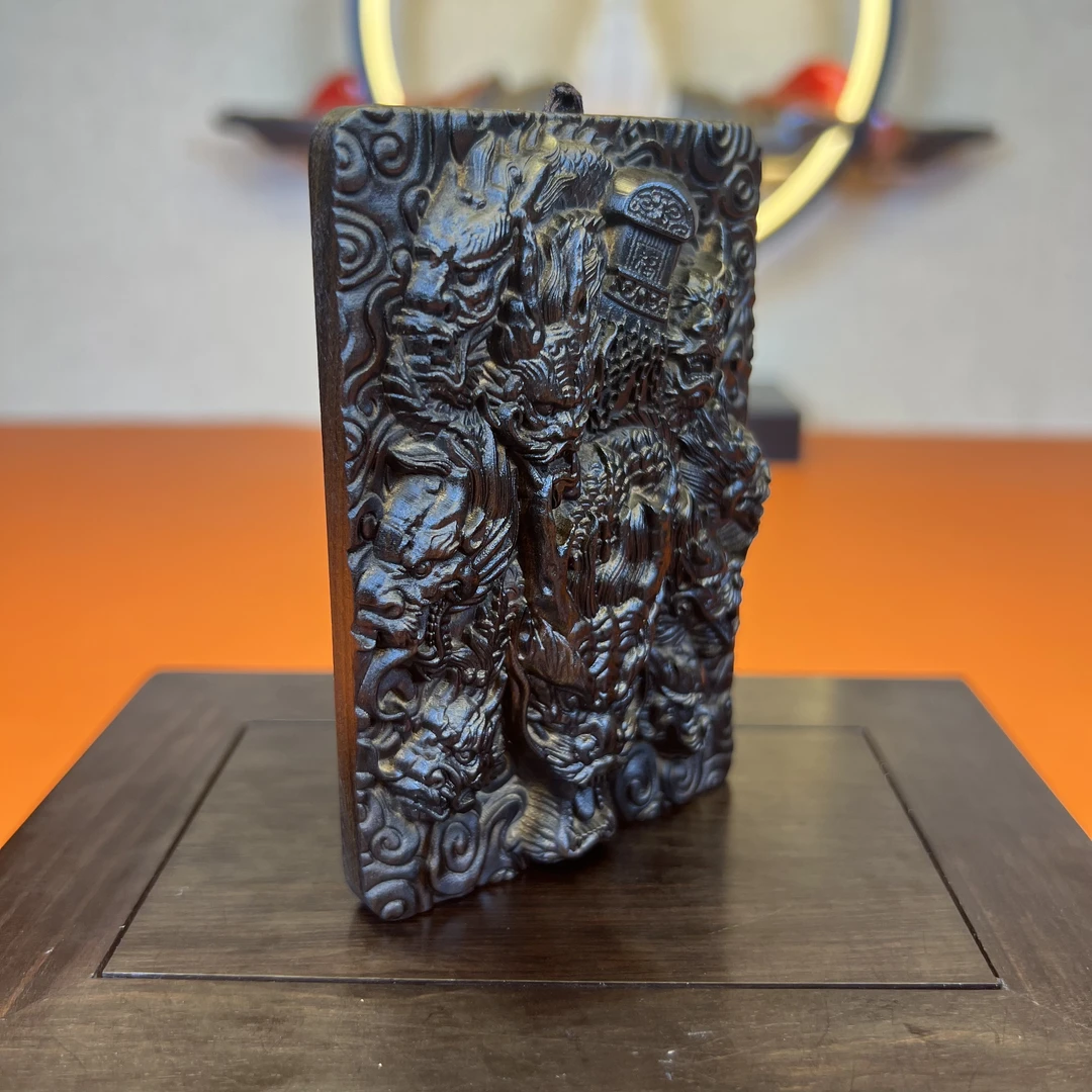 《九龙拉棺》7/10cm手把件正区达拉干天然c香木雕挂件文玩挂脖挂饰