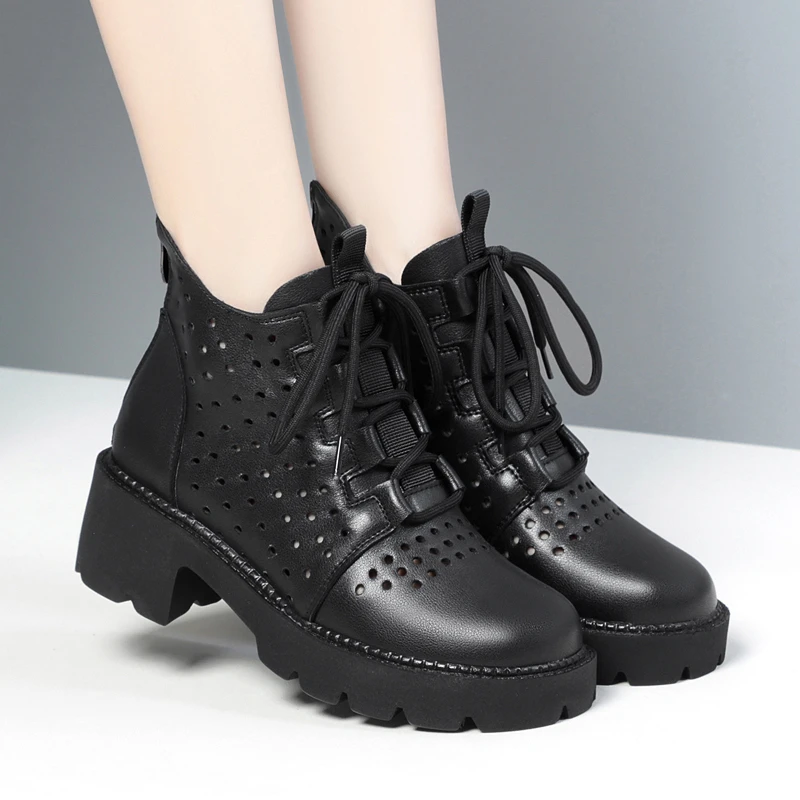 真皮镂空洞洞凉靴女夏2024新款松糕厚底罗马鞋复古马丁靴包头凉鞋