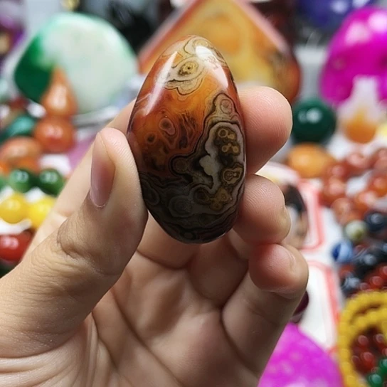 玛瑙/玉髓颈饰合金