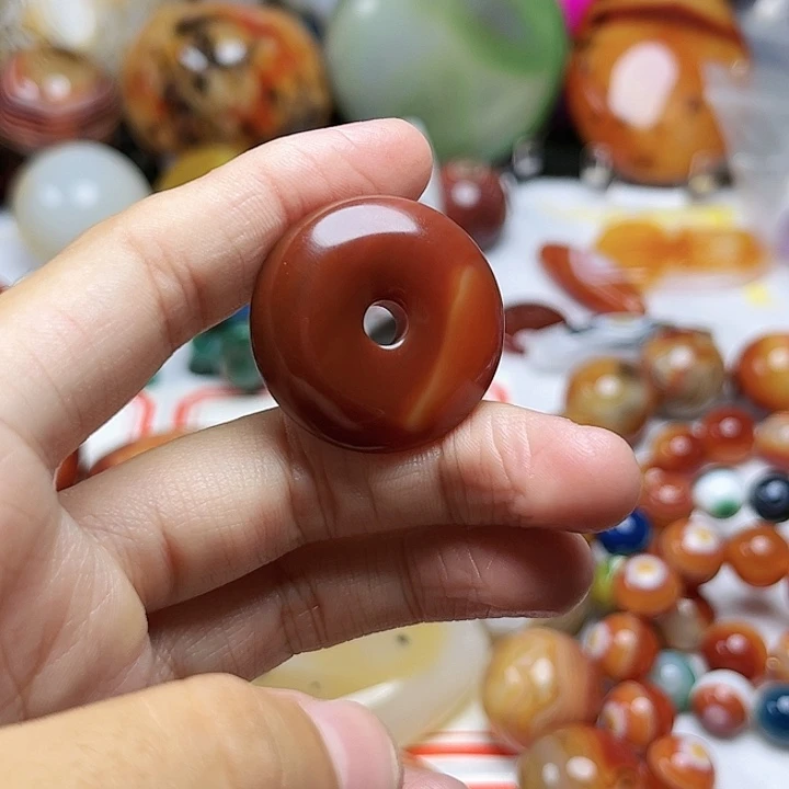 玛瑙/玉髓颈饰未镶嵌