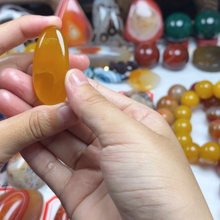 玛瑙/玉髓颈饰合金