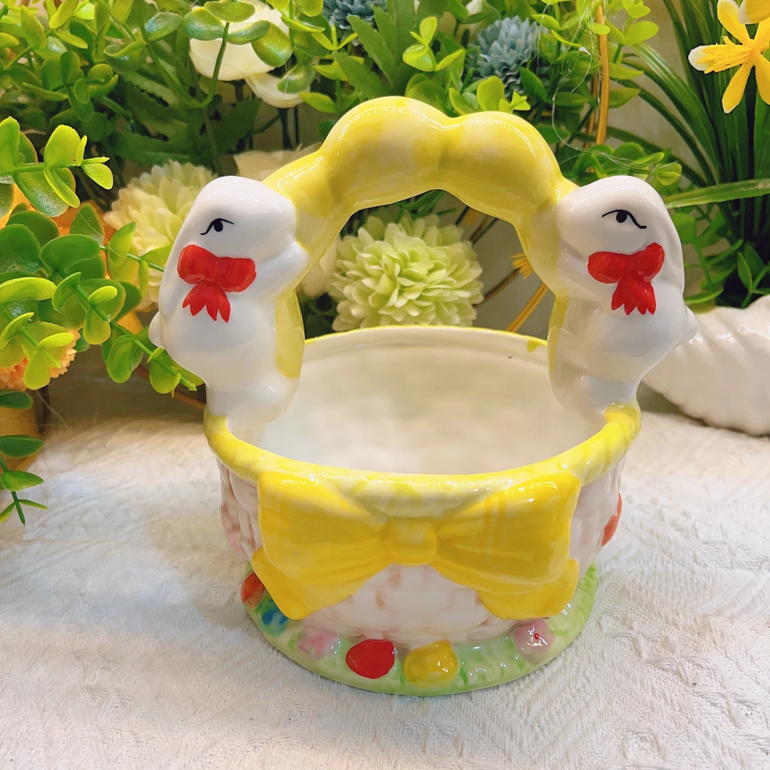 创意陶瓷摆件兔子提篮