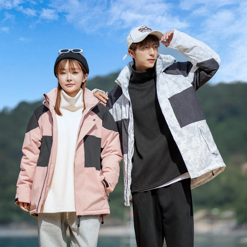 2025新款冬季户外冲锋衣男女款情侣连帽防风防寒保暖防水大码外套