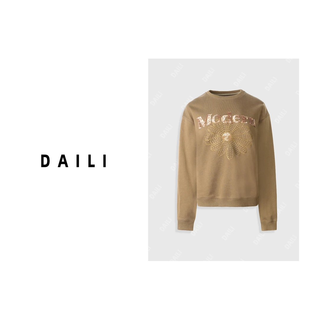 【邱莹莹专享】黛利新款时尚圆领字母套头休闲卫衣DL2408016