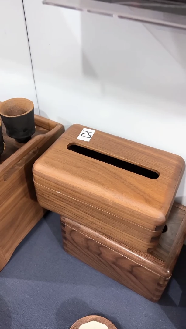 【闪购商品】北美黑胡桃纸巾盒北美黑胡桃纸巾盒