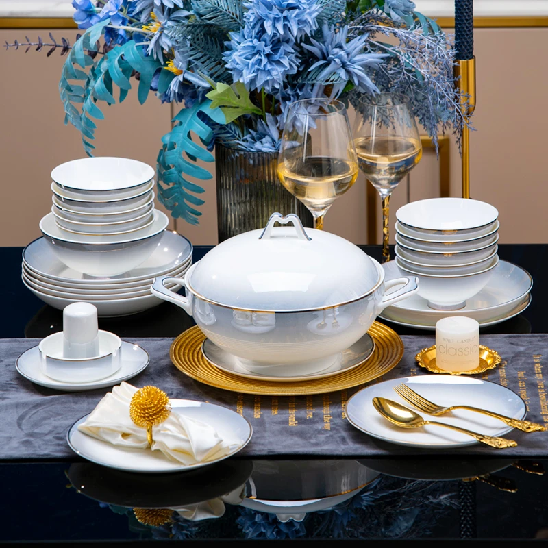 景德镇骨瓷餐具套装中式碗碟套装家用高档轻奢陶瓷碗盘结婚乔迁礼