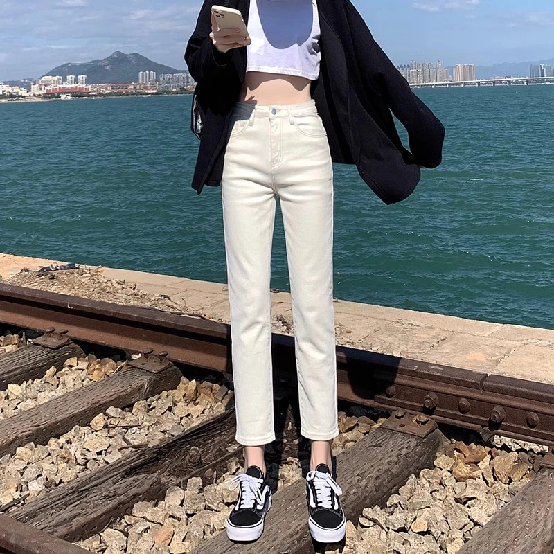 米白色直筒牛仔裤女秋冬加绒2025年春秋新款杏色小个子烟管裤子