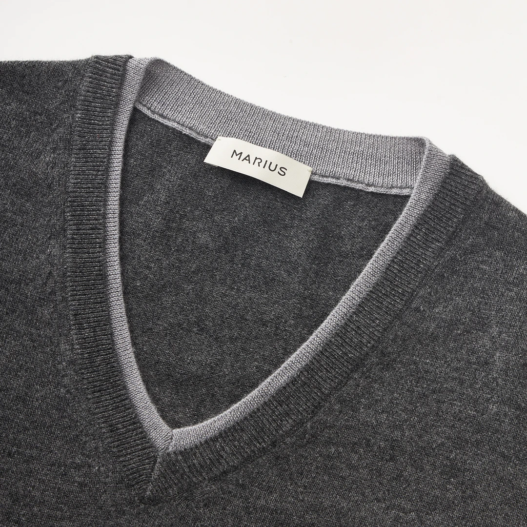 MARIUSMARIUS“漫画家“假两件V领针织开衫套衫