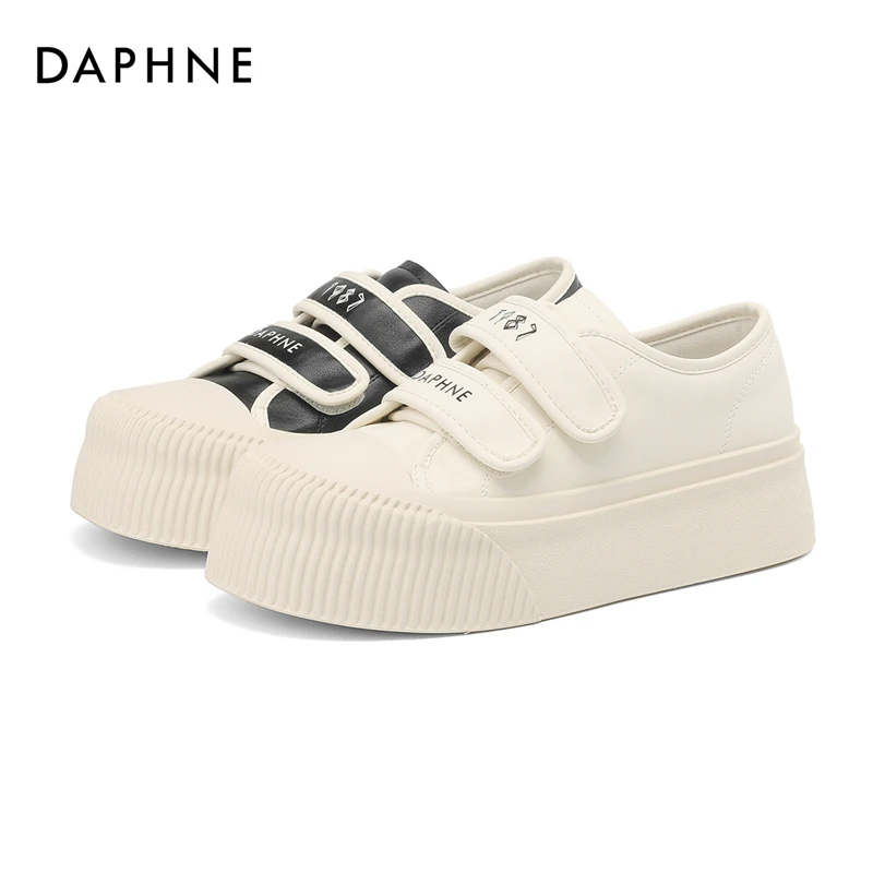 达芙妮2024春季新款运动休闲鞋时尚百搭小众厚底低帮平底饼干鞋