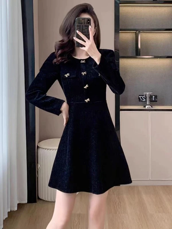 春款收腰减龄连体裙