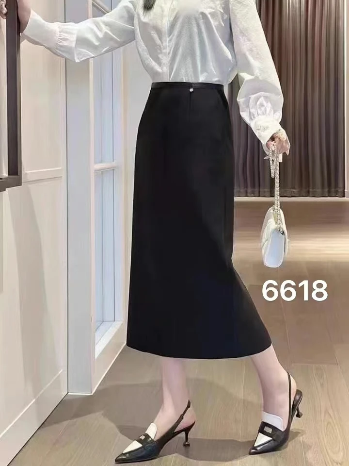 秋款百搭显瘦包裙