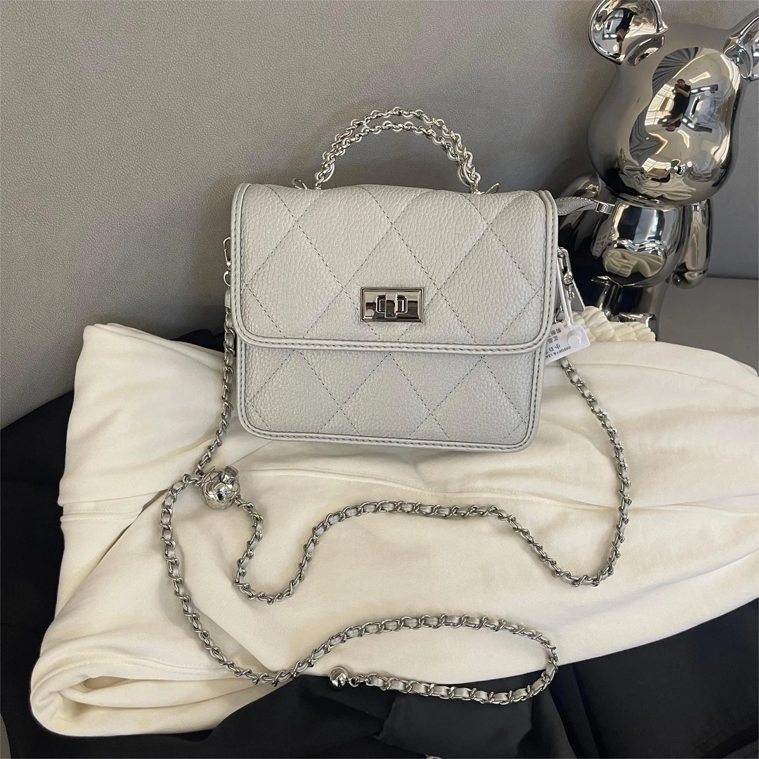 【猫眼丝光皮小方糖】黑色银链包包小盒子包肩包单肩女士菱格轻奢