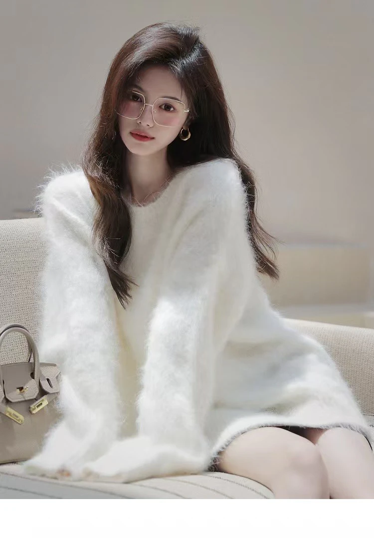 诗雯：圆领拉毛羊羊上衣保暖