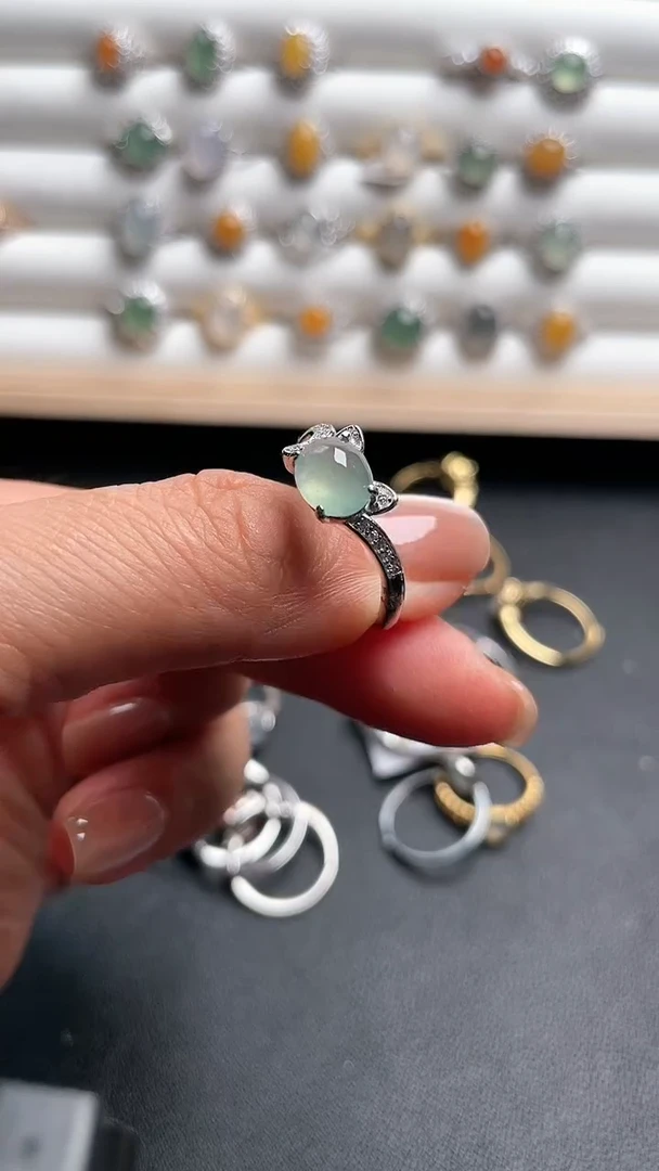 【闪购商品】翡翠戒指银S925镶嵌2080