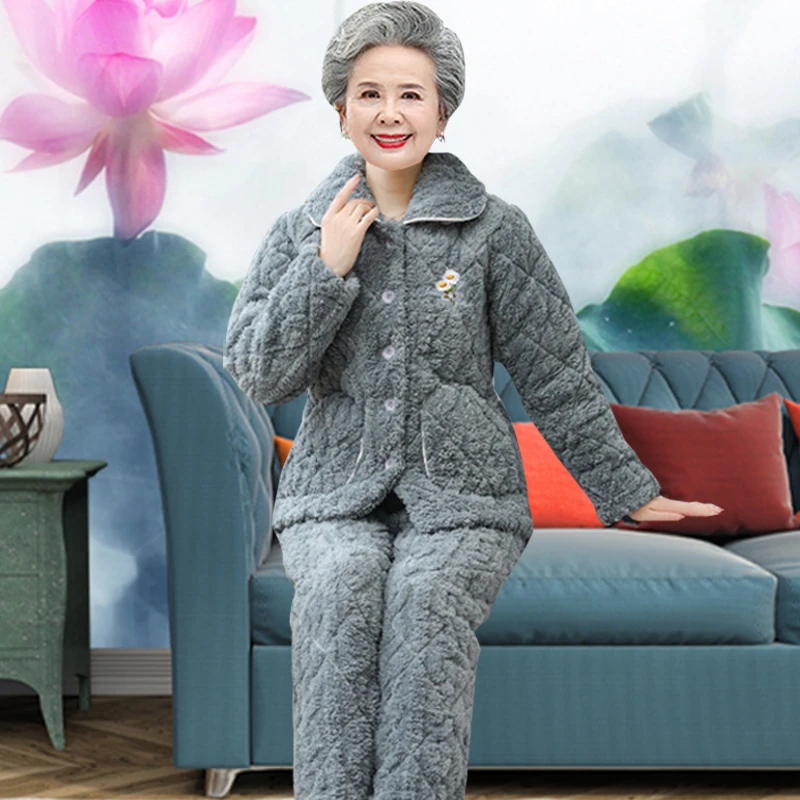 中老年妈妈睡衣女冬季三层加厚珊瑚绒夹棉加绒冬天老人家居服套装