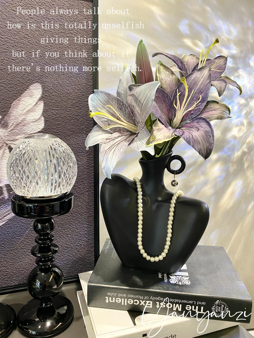 INS北欧轻奢陶瓷人像花瓶餐厅 创意小众玄关异形创意仿真花瓶套装