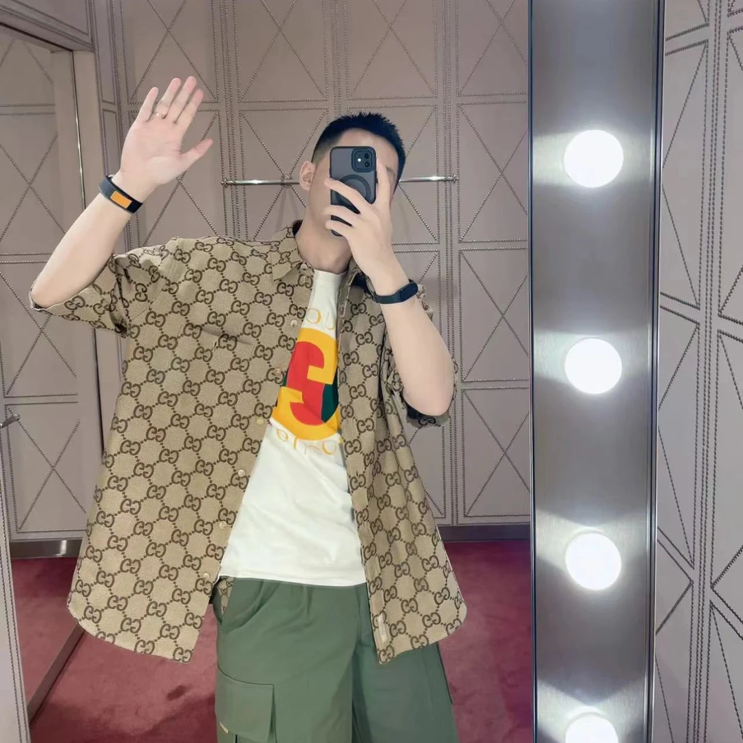 全新未使用 GUCCI/古驰 男女同款双G满印logo短袖衬衫