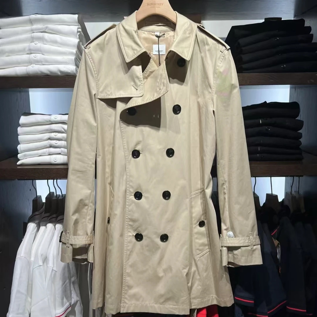 全新未使用 BURBERRY/博柏利 男士经典款风衣卡其色内里字母印花