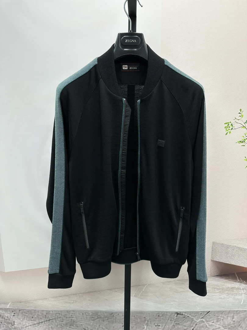 全新未使用 ZEGNA 时尚男士休闲上衣袖子侧边条纹外套