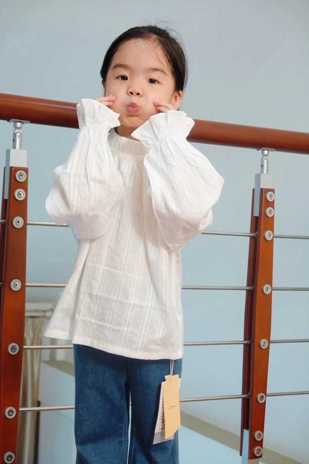 很脆不甜的桃子童品 法式提领上衣
