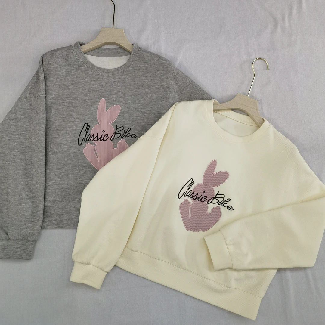 春款卫衣兔年小兔子刺绣短款百搭小卫衣