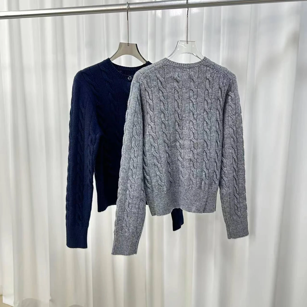 D STUDIO 两色小马麻花开衫 D1507