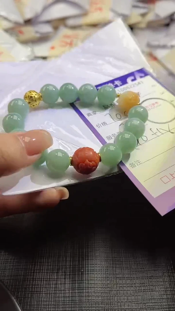 【闪购商品】翡翠手串未镶嵌100622541