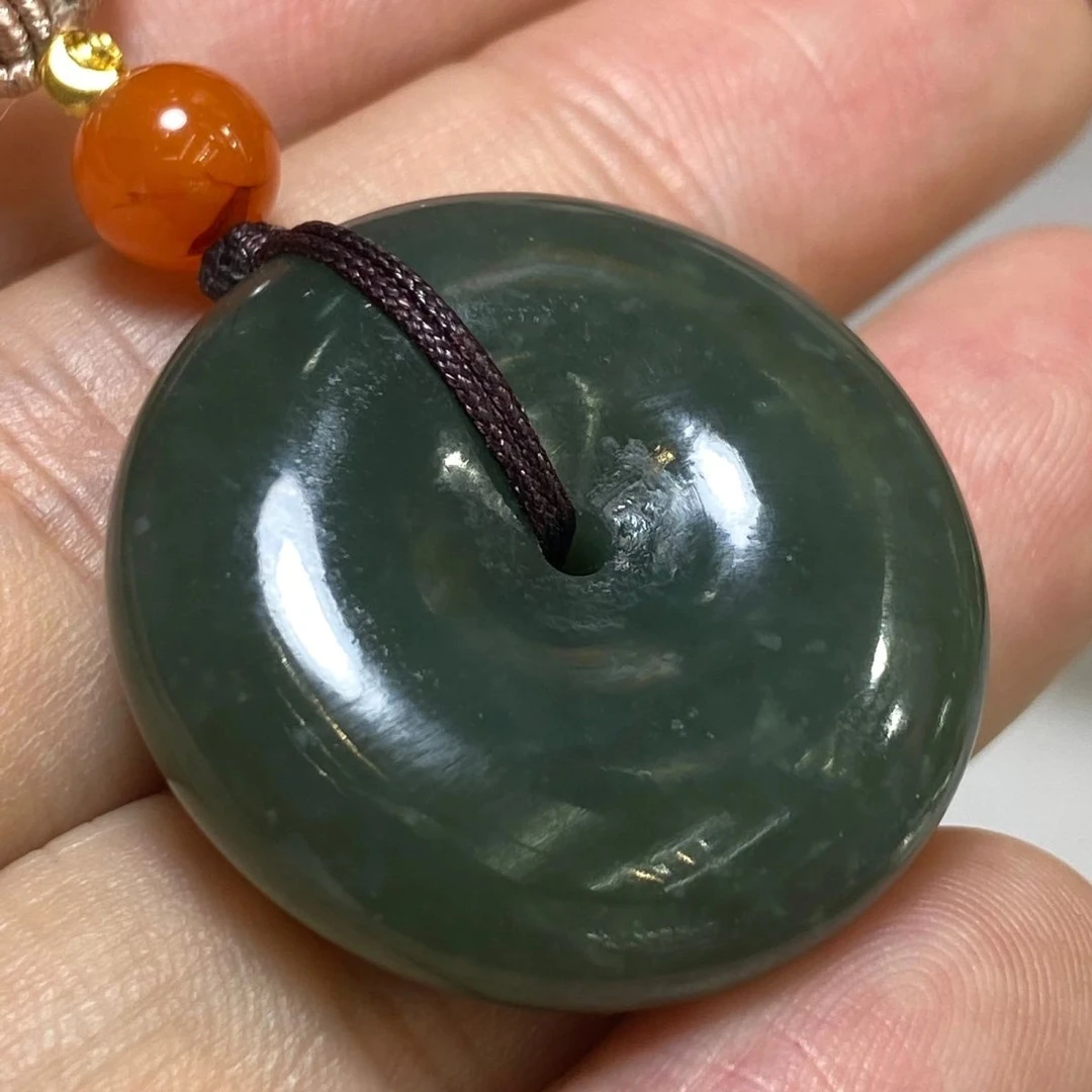 新疆和田玉青玉平安扣吊坠保平安黑青玉挂件男女情侣款玉扣送挂绳