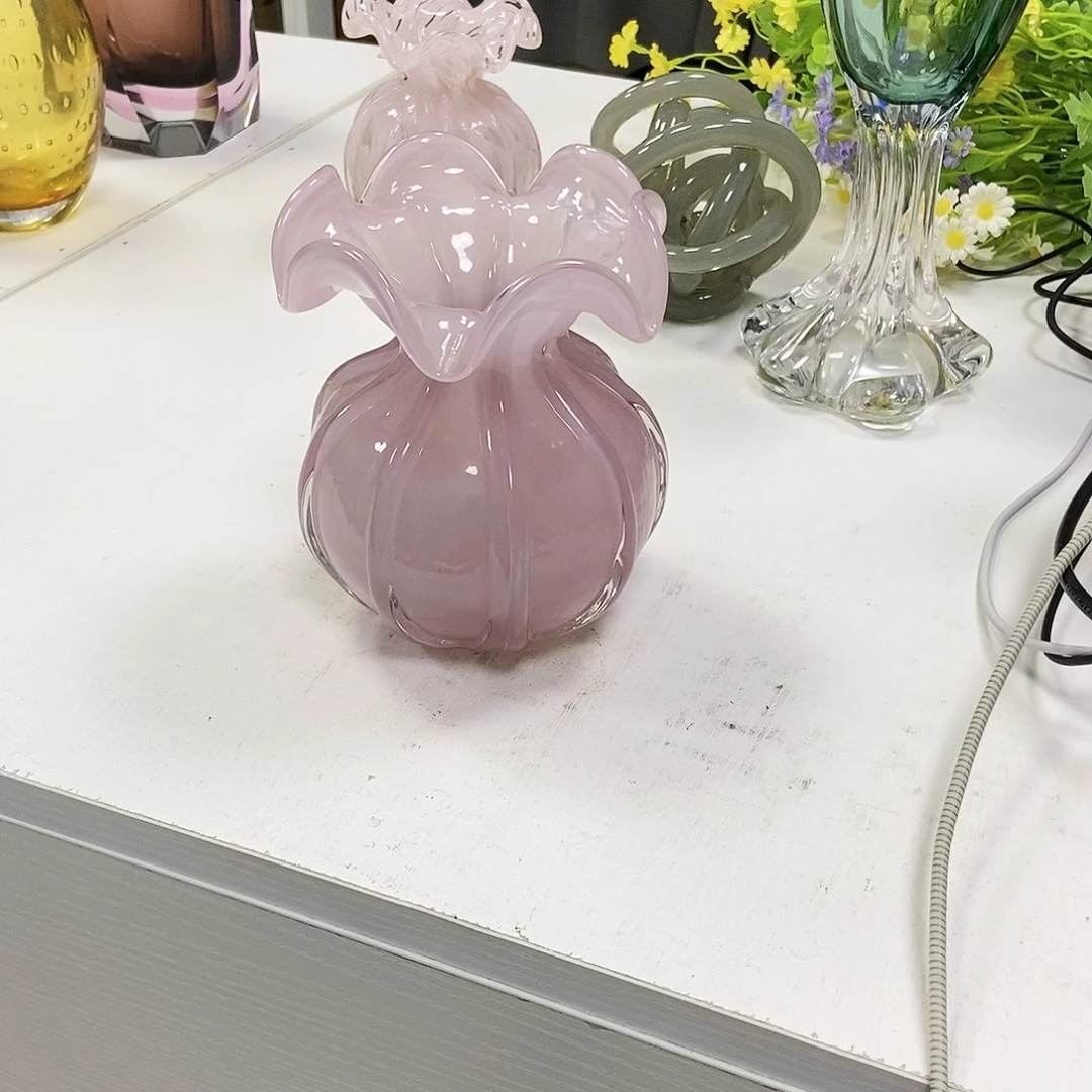 粉色琉璃钱袋花瓶摆件高15