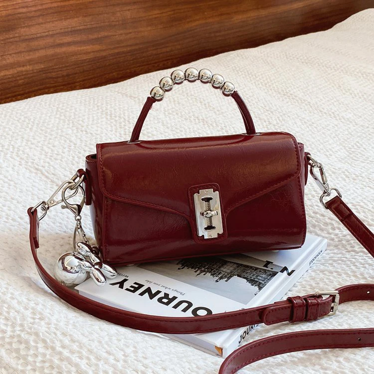 轻奢百搭高级感气质时尚斜挎女士包新品A44