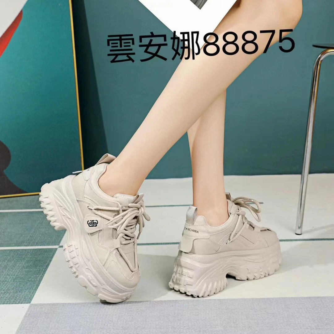 雲安娜2024时尚百搭厚底系带运动休闲鞋88875