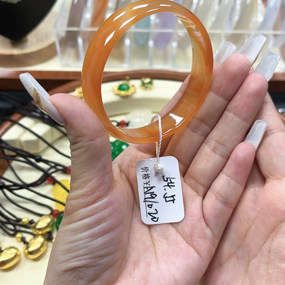 【闪购商品】玛瑙/玉髓手镯合金江*