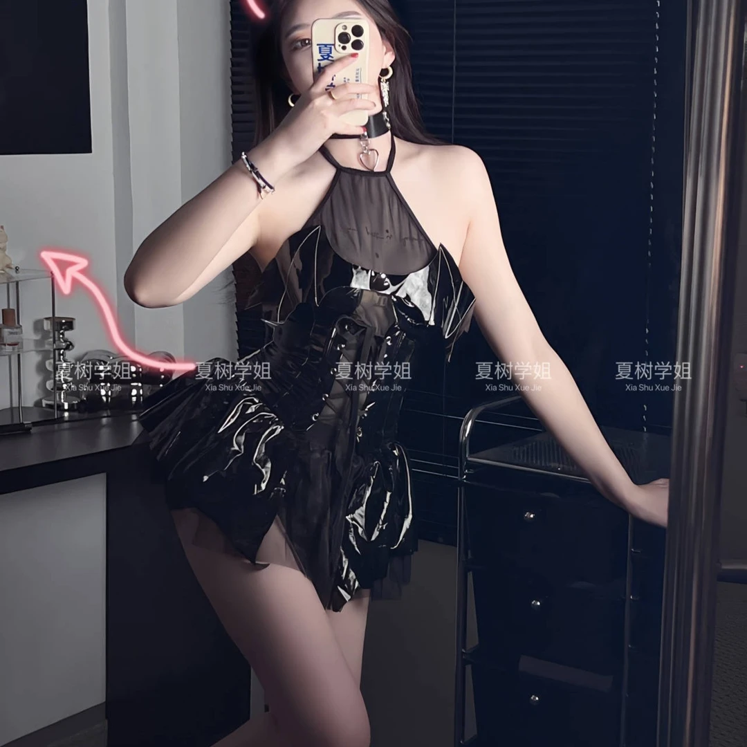 「夏树学姐」万圣节魅魔黑色气质显瘦性感甜美挂脖痞帅炸街风女装