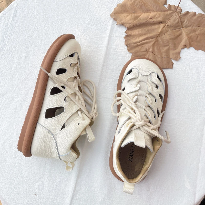 夏季新款罗马凉鞋女踩屎感丑萌软底舒适洞洞鞋学院风镂空小白鞋女