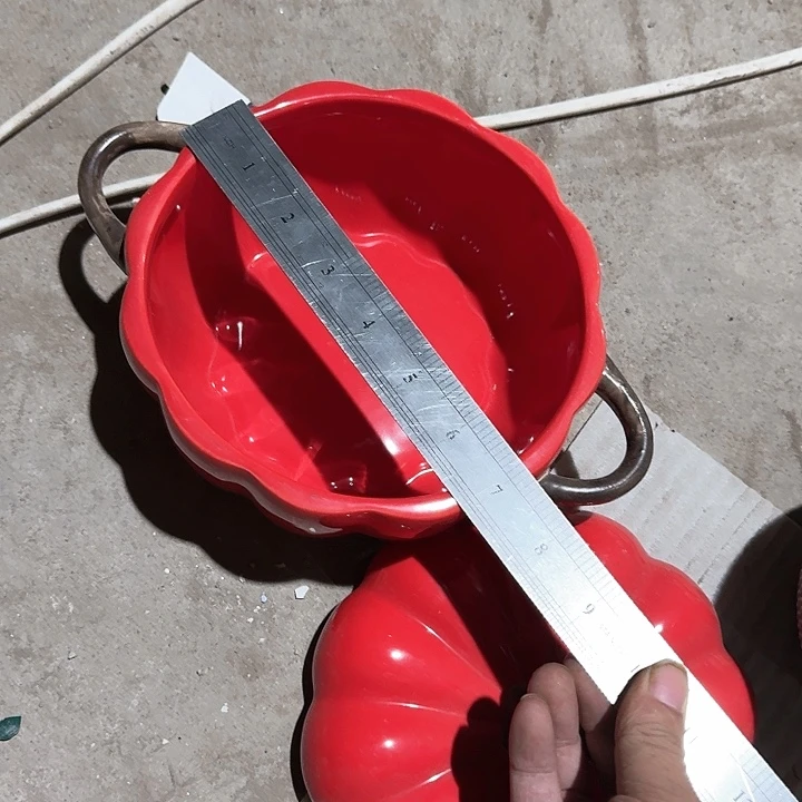 瓷留着干啥，一个 30  7 英寸带盖子