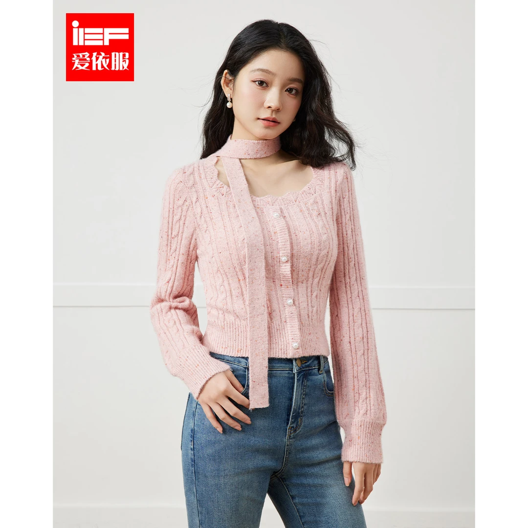 IEF/爱依服2025秋季新款时尚法式甜美辣妹风短款围巾毛织百搭上衣