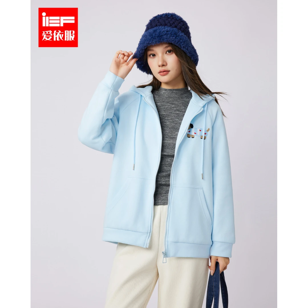 IEF/爱依服2025冬季新款美式休闲风时尚小狗设计加绒保暖卫衣外套