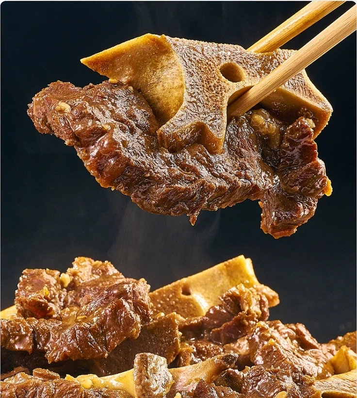 【骨头专拍链接】直播称重改价现切正宗土黄牛 大公牛顺丰冷链包邮