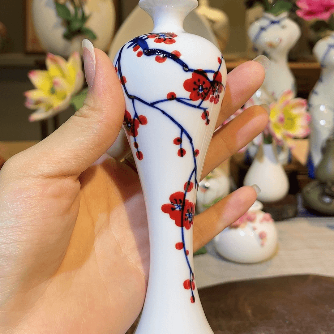 手工陶瓷精致摆件