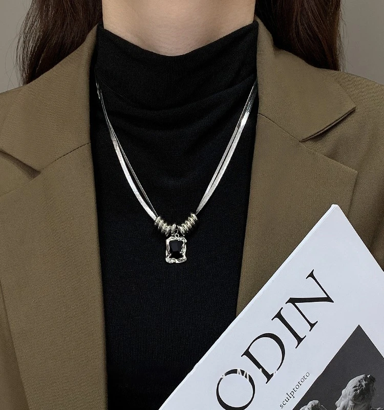 钛钢项链 双层叠戴项链轻奢小众秋冬毛衣链女高级感新款大气高档