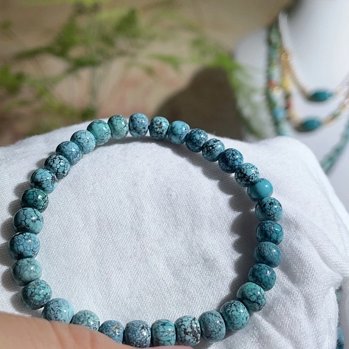 绿松石配饰未镶嵌