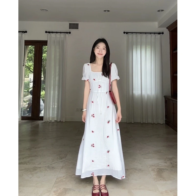 甜美碎花定制刺绣收腰黑色抽绳方领连衣裙夏季新款长裙气质小众