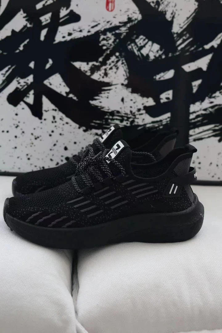 【兴阳】222新款男时尚百搭透气休闲慢跑低帮舒适运动鞋轻便跑步