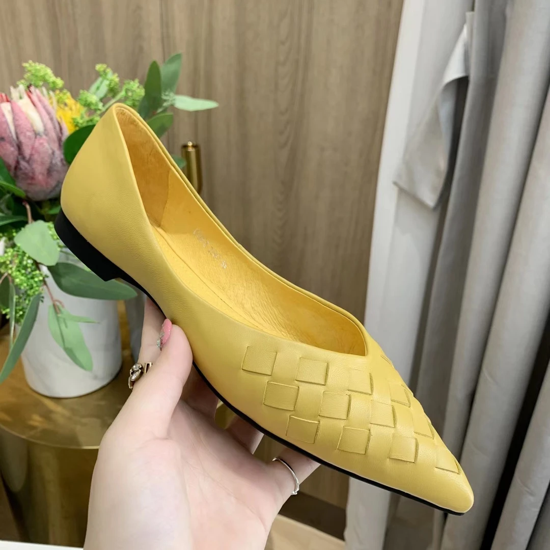（现货特卖）LOVECHARM2025新款编织套包鞋尖头平底鞋气质舒适