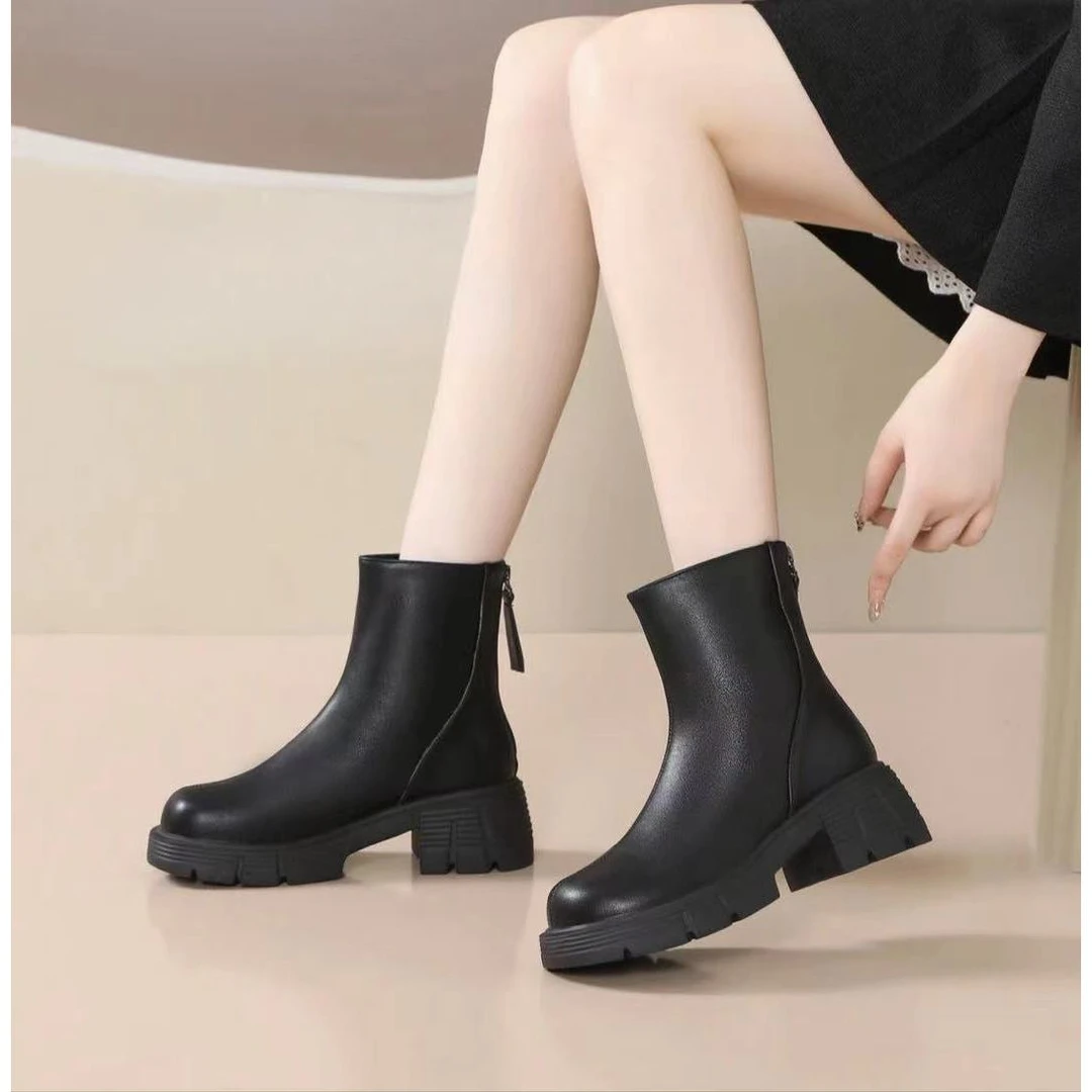 时尚百搭气质软底软皮英伦休闲秋冬女鞋