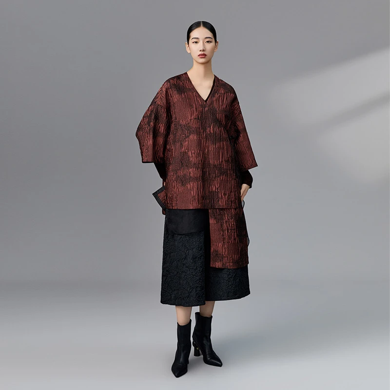 轮廓赤灵华锦中长款外套复古不对称多层次宽松提花外套女L233Y036