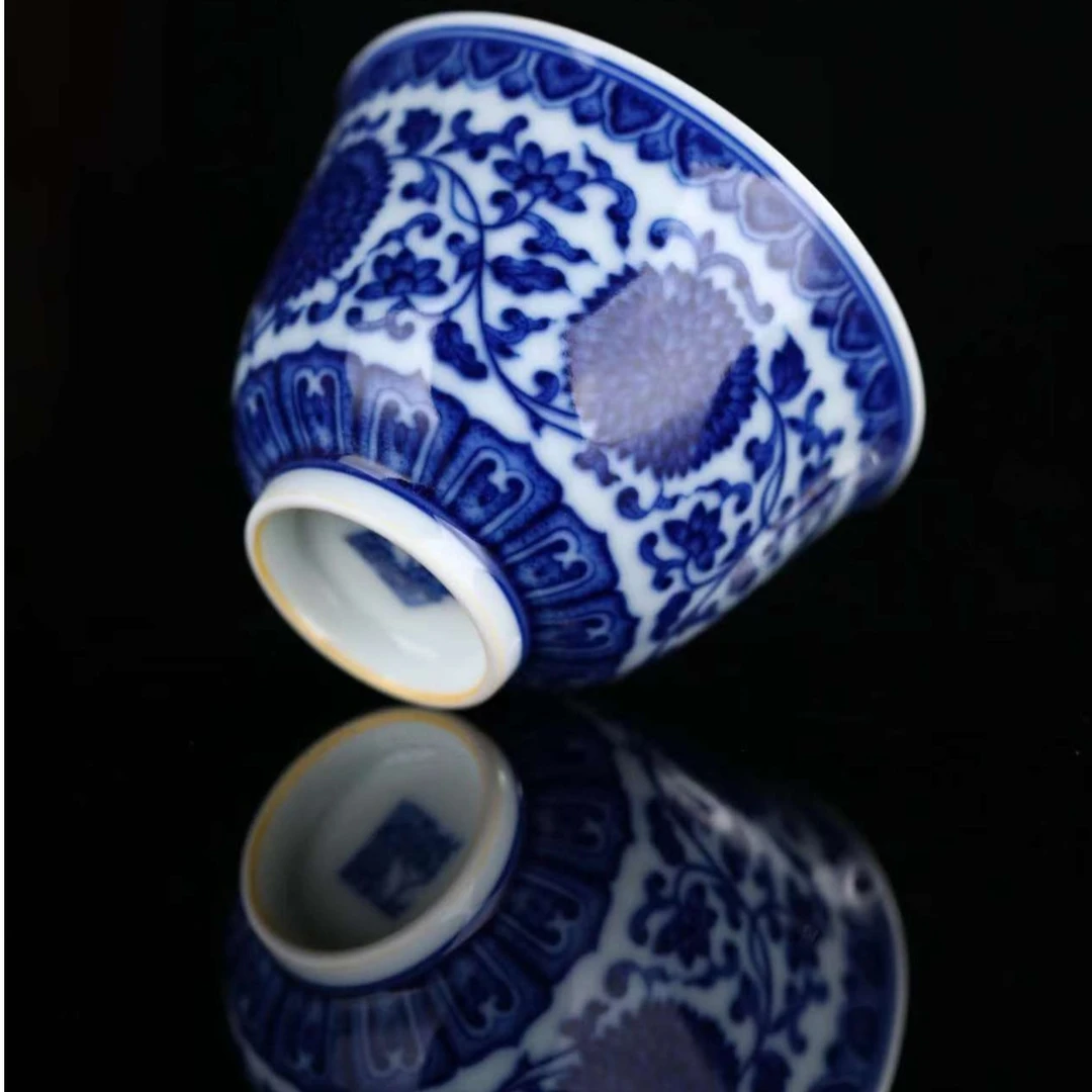 天御景窑纯手工手绘高温瓷缠枝菊铃铛主人杯中式釉下彩陶瓷复古